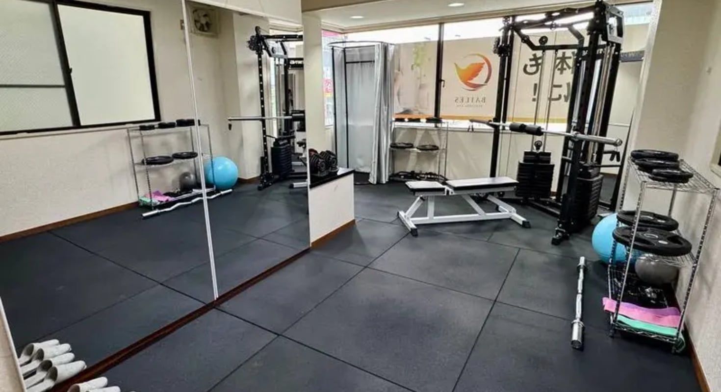 【八王子駅南口徒歩1分】ロータリー目の前のビル2階です。
（1階がココ壱番屋さんになります。）