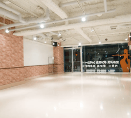 栄駅から徒歩２分！イベント・ダンス練習にぴったりなレンタルスタジオ