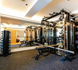 〈南森町・天満橋〉24時間貸切OK🕒4名まで同時利用👌スミスマシン導入🏋️ヨガ・ピラティス🧘 ハレダスFitness
