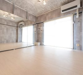 【福岡・大橋駅7分】24時間利用OK✨少人数向けダンス・ヨガに最適な格安レンタルスタジオ