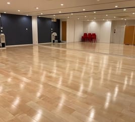 横浜・大口駅5分｜リハーサルに最適な鏡9.2m！広々78㎡のナチュラルダンススタジオ:Wi-Fi完備 DANCE STUDIO☆carat