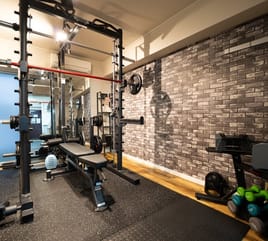 【パーソナルトレーニングに最適◎】二子玉川駅5分｜女性も安心｜施術ベッド・ウォーターサーバー完備💁 LUNA BALANCE Personal GYM 二子玉川