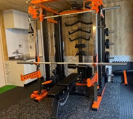 【江坂駅徒歩3分】5in1マルチラック完備／パーソナルジムの設備をそのままお使いいただけます