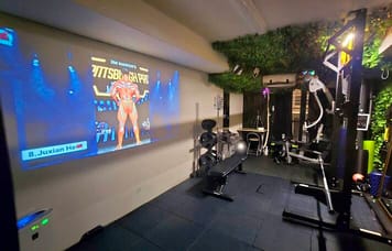 【大人の秘密基地】モチベが上がる成長できるサードプレイス・レンタルジム×シェアラウンジ[心斎橋・本町 大阪心斎橋フィットネスシェアラウンジHighsA[レンタルジム・パーソナルジム]