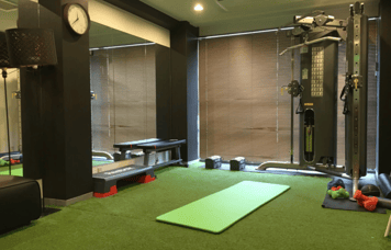【新富町駅徒歩2分】駅チカ完全個室で各種機材も完備！ PREMIUM LIFE FITNESS 東銀座 2F