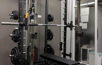 【横浜関内駅徒歩2分】24時間プライベートレンタルジム - 自分だけの空間で本格トレーニング！ GYM SPOT(ジムスポット) 関内店