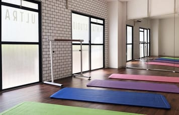 【西長堀★西大橋★桜川駅近】公園の緑に囲まれダンスヨガ撮影ができる南堀江のレンタルスタジオULTRA