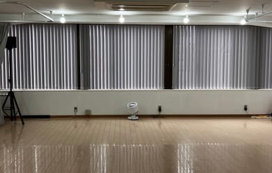 東側ブラインド閉めた状態