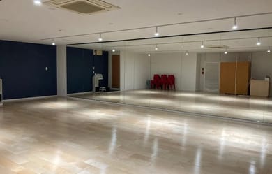 大型鏡完備でダンス練習や稽古のリハーサルにおすすめです。