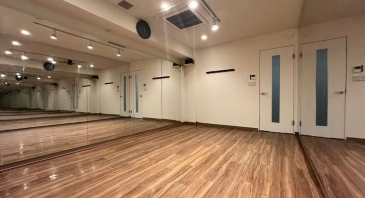 大型鏡完備！ダンス練習に最適なスタジオ