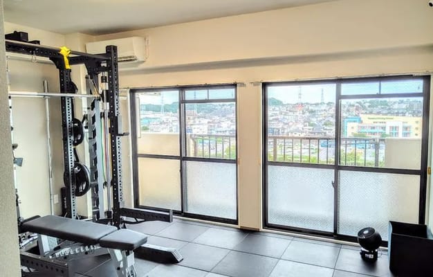 眺望良好！開放的な景色を眺めながらトレーニングできるジムです！