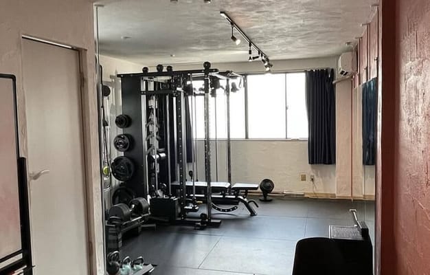 周りを気にせず、集中してトレーニングに打ち込める環境💪🔥
自分のペースでしっかり鍛えたい方に最適なスペ―ス