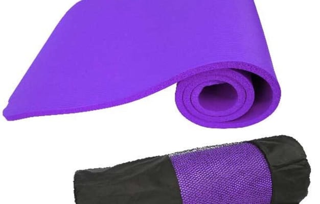無料貸出¥0-.
厚手・薄手のヨガマットをご用意