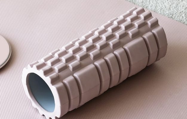 無料貸出¥0-.
ヨガ・ピラティス・ストレッチに利用できるフォームローラーをご用意。