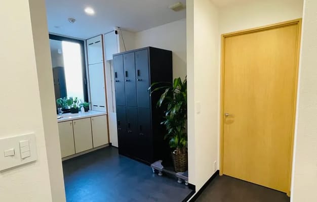 addict gym 千駄ヶ谷の設備写真/玄関