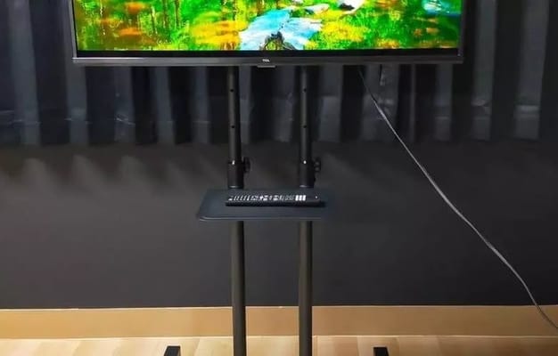 【43インチモニター】
パソコンによりましては画面が反映されない場合がございますので、事前のご確認をお願い致します。