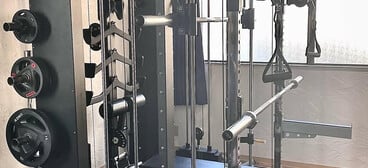 多彩なトレーニングマシンを完備！🏋️‍♂️✨
目的に合わせて最適な機器を使い、効果的に鍛えられます。