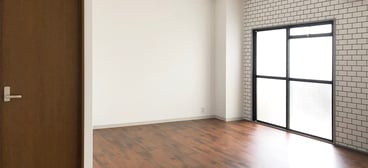 ニューヨークブルックリンエリアのアパートではありません。西長堀駅 徒歩6分、南堀江のレンタルスタジオULTRA。